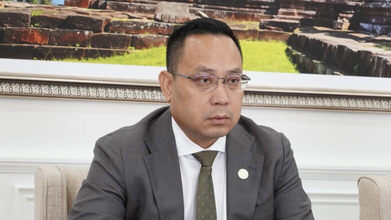 ឯកឧត្ដមបណ្ឌិត យ៉េត វីណែល បានចូលជួបសំដែងការគួរសម និងពិភាក្សាការងារពាក់ព័ន្ធ ដើម្បីពង្រឹងការគ្រប់គ្រងវិស័យល្បែងពាណិជ្ជកម្មនៅកម្ពុជា ជាពិសេសការចូលរួមអនុវត្តច្បាប់ស្តីពីការប្រឆាំងការឆបោកតាមប្រព័ន្ធបច្ចេកវិទ្យា