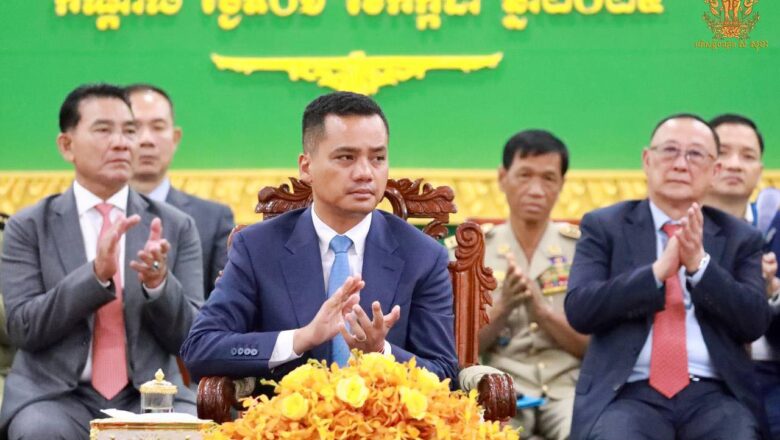 អភិសន្តិបណ្ឌិត ស សុខា ជំរុញឱ្យអភិបាលខេត្តកណ្តាលថ្មីពង្រឹងអភិបាលកិច្ច និងធ្វើទំនើបកម្មរដ្ឋបាលប្រកបដោយសមត្ថភាពខ្ពស់ ខ្លាំង វៃឆ្លាត និងស្អាតស្អំ