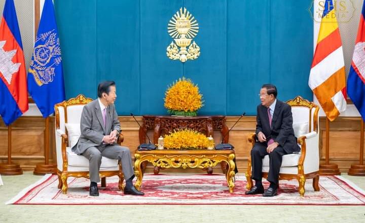 សម្ដេចតេជោ ហ៊ុន សែន ប្រធានព្រឹទ្ធសភា អនុញ្ញាតឱ្យ ឯកឧត្តម YAMAGUCHI Natsuo សមាជិកព្រឹទ្ធសភា និងជាប្រធានគណបក្ស Komeito ជប៉ុន ចូលជួបសម្ដែងការគួរសម