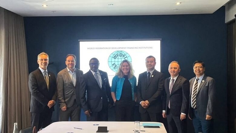 សេចក្តីប្រកាសព័ត៌មានស្តីពីការអញ្ជើញចូលរួម របស់ឯកឧត្តមបណ្ឌិត កៅ ថាច អគ្គនាយកធនាគារ ARDBនិងជាប្រធានសមាគមគ្រឹះស្ថានហិរញ្ញវត្ថុអភិវឌ្ឍន៍អាស៊ី-ប៉ាស៊ីហ្វិក (ADFIAP)​ ក្នុងសន្និបាតហិរញ្ញវត្ថុ​ជាសកលផ្តោតលើប្រធានបទ “ការជំរុញហេដ្ឋារចនាសម្ព័ន្ធ និងហិរញ្ញវត្ថុសម្រាប់កំណើនប្រកបដោយសមធម៌ បរិយាប័ន្ន និងចីរភាព”