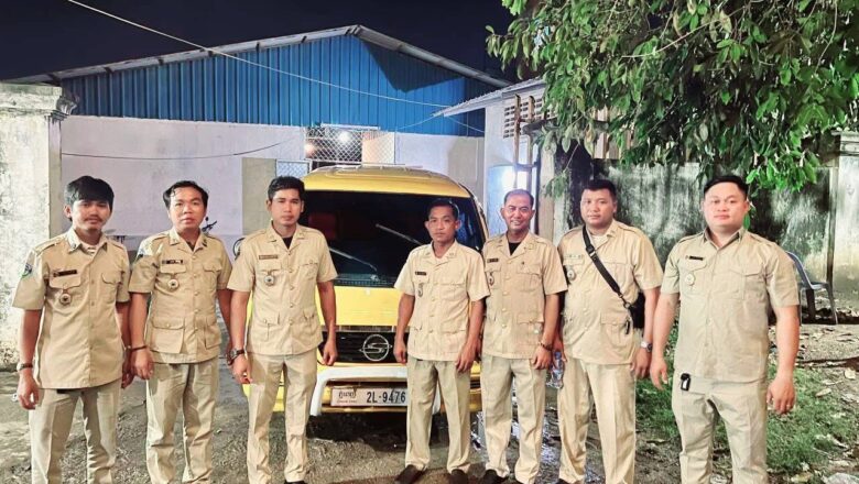 ឃាត់ចាប់រថយន្តមួយគ្រឿងម៉ាកSSANGYONG ISTANA ដឹកស៊ុតសត្វមាន់ចំនួន ៨០ដុំជាង២ម៉ឺនគ្រាប់លើផ្លូវជាតិលេខ១សង្កាត់ក្បាលកោះខណ្ឌច្បារអំពៅរាជធានីភ្នំពេញ