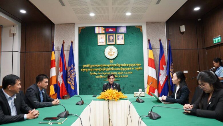 អគ្គលេខាធិការដ្ឋាននៃ គណៈកម្មការគ្រប់គ្រងល្បែងពាណិជ្ជកម្មកម្ពុជា (គ.ល.ក.)រៀបចំពិធីប្រគល់វិញ្ញាបនបត្របញ្ជាក់សមត្ថភាពជូនសិក្ខាកាមដែលប្រឡងជាប់ក្នុងវគ្គបណ្តុះបណ្តាលមូលដ្ឋានគ្រឹះបុគ្គលិកពិសេសកាស៊ីណូប្រភេទ “ក” វគ្គទី៣