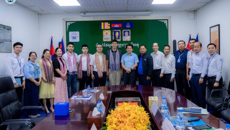 ឯកឧត្តម លូ គឹមឈន់ ប្រតិភូរាជរដ្ឋាភិបាលកម្ពុជា កិច្ចប្រជុំពិភាក្សាការងារជាមួយ ក្រុមហ៊ុន Zhejiang Seaport Logistics Group Co., Ltd.នៅកំពង់ផែស្វយ័តក្រុងព្រះសីហនុ