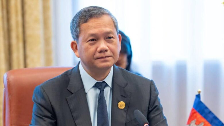 សម្តេចធិបតី ហ៊ុន ម៉ាណែត បញ្ជាក់ថា រាជរដ្ឋាភិបាលមិនមានដាក់បទបញ្ជាឱ្យដកថយកម្លាំងក្រោយពីមានបទឈប់បាញ់នោះទេ