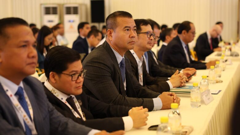 ឯកឧត្តមបណ្ឌិត កៅ ថាច និងសហការី បានអញ្ជើញចូលរួមជាកិត្តិយសនៅក្នុងវេទិកាជាតិគណនេយ្យ ឆ្នាំ២០២៥ នាមជ្ឈមណ្ឌលកោះពេជ្រ