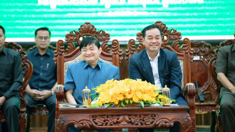 ឯកឧត្ដមរដ្ឋមន្ត្រី ប្រកាសផ្ដល់អាហារូបករណ៍ដល់សិស្សានុសិស្សដែលទើបប្រឡងមធ្យមសិក្សាទុតិយភូមិក្នុងស្រុកកំពង់សៀមឱ្យសិក្សានៅតាមគ្រឹះស្ថានអប់រំបណ្តុះបណ្តាលបច្ចេកទេស និងវិជ្ជាជីវៈ