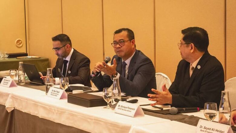 ឯកឧត្តមបណ្ឌិត កៅ ថាច, ប្រធានសមាគម ADFIAP និងជាប្រតិភូរាជរដ្ឋាភិបាលទទួលបន្ទុកជាអគ្គនាយក ធនាគារអភិវឌ្ឍន៍ជនបទ និងកសិកម្ម (ARDB) ដឹកនាំកិច្ចប្រជុំក្រុមប្រឹក្សាភិបាលសមាគម ADFIAP លើកទី៩៩