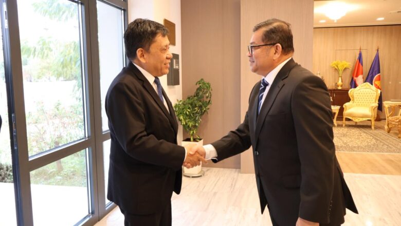 ឯកឧត្តមបណ្ឌិត ជា ច័ន្ទបរិបូរណ៍ ឯកអគ្គរាជទូតនៃព្រះរាជាណាចក្រកម្ពុជា ទទួលជួបសម្តែងការគួរជាមួយ ឯកឧត្តម Noel Servigon ឯកអគ្គរដ្ឋទូតនៃសាធារណរដ្ឋហ្វីលីពីន ប្រចាំប្រទេសរូម៉ានី