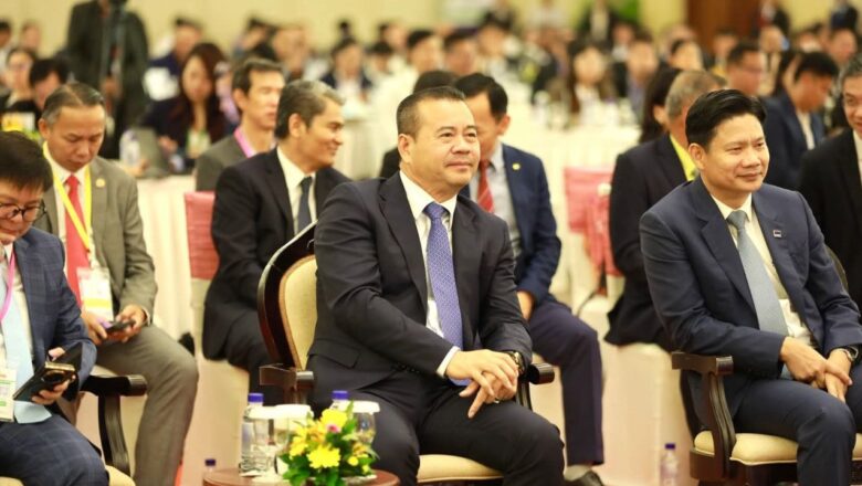 ឯកឧត្តមបណ្ឌិត កៅ ថាច ចូលរួមជាអធិបតី និងកិច្ចពិភាក្សា ក្នុងសន្និសីទមីក្រូហិរញ្ញវត្ថុប្រចាំឆ្នាំ២០២៥