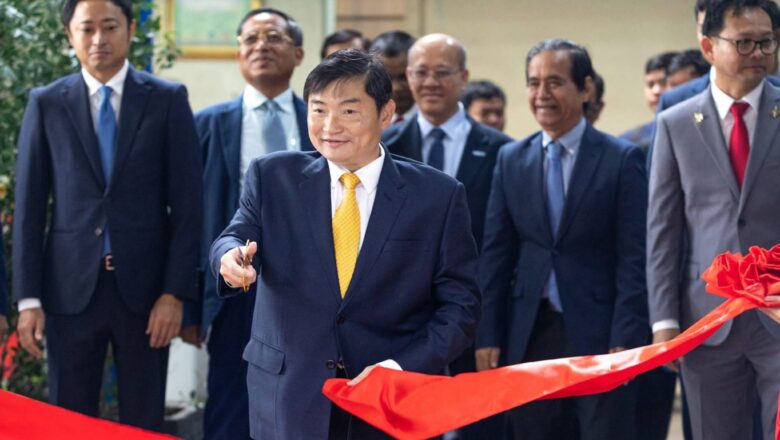 ឯកឧត្តម ហេង សួរ អញ្ជើញជាអធិបតីក្នុងពិធីសម្ពោធដាក់ឱ្យដំណើរការជាផ្លូវការ មជ្ឈមណ្ឌលបណ្តុះបណ្តាលជំនាញតោន និងបាញ់ថ្នាំ ហុងដា ខា ហាកាតា នៅវិទ្យាស្ថានបច្ចេកទេសឧស្សាហកម្ម (ITI)