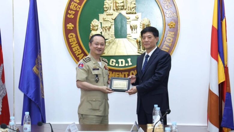 ឯកឧត្តម ឧត្តមសេនីយ៍ឯក សុខ វាសនា ទទួលជួបពិភាក្សាការងារជាមួយ គណៈប្រតិភូក្រសួងសន្តិសុខសាធារណៈ នៃសាធារណរដ្ឋប្រជាមានិតចិន