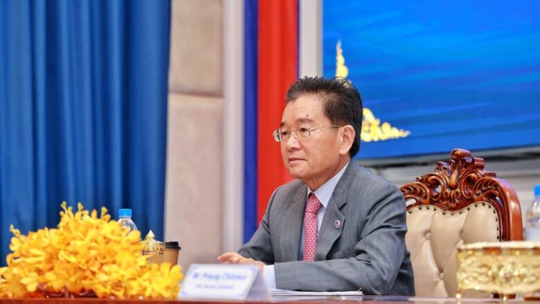 ឯកឧត្តមបណ្ឌិត គុណ ញឹម អគ្គនាយកគយកម្ពុជាណែនាំឱ្យមន្ត្រីគយ ពង្រឹងប្រសិទ្ធភាពនៃការអនុវត្តតួនាទី និងភារកិច្ច និងក្រមសីលធម៌វិជ្ជាជីវៈ, ហាមប្រើប្រាស់តួនាទី និងអំណាចដើម្បីប្រយោជន៍បុគ្គលជាដាច់ខាត