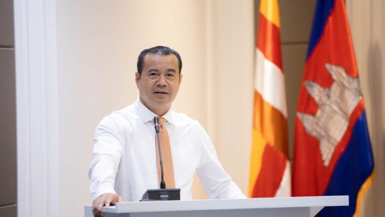 ឯកឧត្តមបណ្ឌិត កៅ ថាច អគ្គនាយកធនាគារ អភិវឌ្ឍន៍ជនបទនិងកសិកម្ម បានជំរុញឱ្យមានការផ្គត់ផ្គង់បន្លែសុវត្ថិភាពកាន់តែច្រើន ដើម្បីសុខុមាលភាពប្រជាពលរដ្ឋខ្មែរ