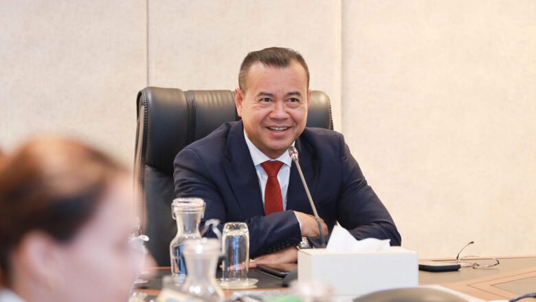 ឯកឧត្តមបណ្ឌិត កៅ ថាច ដឹកនាំកិច្ចប្រជុំលើកទី១ក្នុងក្របខ័ណ្ឌគណៈកម្មាធិការនៃកម្មវិធីហិរញ្ញប្បទានអាកាសធាតុនៅកម្ពុជា (Cambodia Climate Finance Facility-CCFF) ក្រោមមូលនិធិអាកាសធាតុបៃតង (Green Climate Fund)