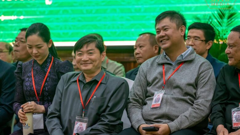 ឯកឧត្តម ហេង សួរ អញ្ជើញចូលរួមពិធីជួបសំណេះសំណាលជាមួយក្រុមប្រឹក្សាខេត្ត ក្រុង-ស្រុក ឃុំ-សង្កាត់ និង មន្ទីរ-អង្គភាពនានាជុំវិញខេត្តកំពង់ចាម