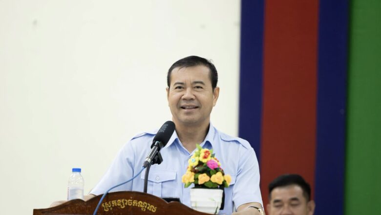 ឯកឧត្តមបណ្ឌិត កៅ ថាច​ ៖ អនាគតដ៏ល្អផូផង់របស់ក្មួយសិស្សានុសិស្ស​ ត្រូវតែងនិពន្ធដោយដៃខ្លួនឯងផ្ទាល់ មិនមែនអ្នកក្រៅទេ