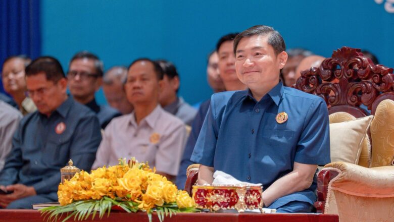 ឯកឧត្តម ហេង សួរ៖ សមាជិកគណបក្សប្រជាជនកម្ពុជាថ្មី ជិត២ពាន់នាក់ ដែលភាគច្រើនជាយុវជនប្រកបដោយថាមពល និងកម្លាំងស្នូលត្រូវប្រកាសបញ្ចូល ក្នុងខណ្ឌពោធិ៍សែនជ័យ
