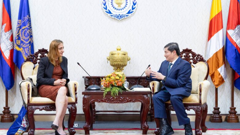 គណៈប្រតិភូអ៊ីស្រាអែលកោតសរសើរកម្ពុជាពីការរៀបចំធ្វើតេស្តជ្រើសរើសពលករទៅធ្វើការនៅអ៊ីស្រាអែលប្រកបដោយស្តង់ដា និងគុណភាព