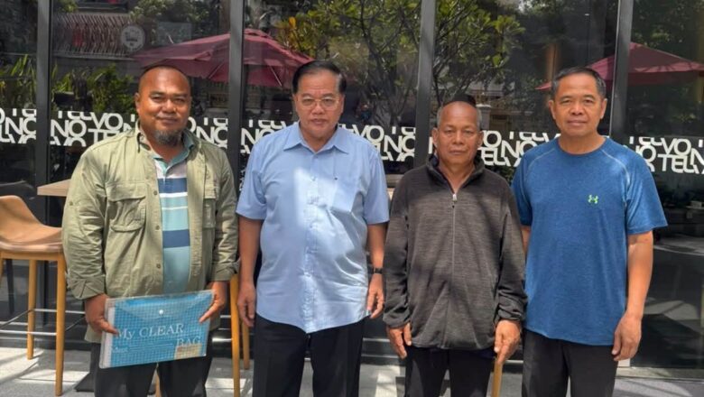 ទេសរដ្ឋមន្ត្រី អូ ស្មាន ហាស្សាន់ បានបញ្ចាក់ថា ឈ្មោះ ស្លេះ ហ្វឺត និង ស្លេះ វើត ជាមនុស្សពីរនាក់ផ្សេងគ្នា មិនមែនជាបុគ្គលតែមួយនោះឡើយ